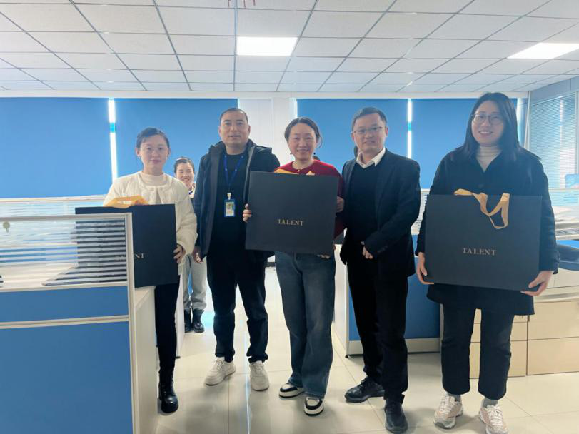 春风十里,不如未来有你